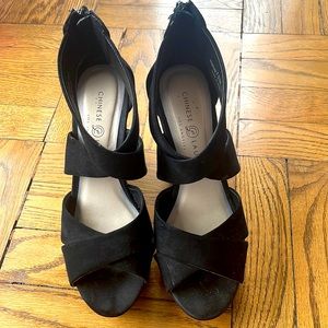Chinese Laundry wedge shoes. Size 7.5